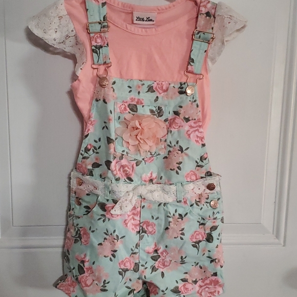 Girls size 6 mint/coral overall short set